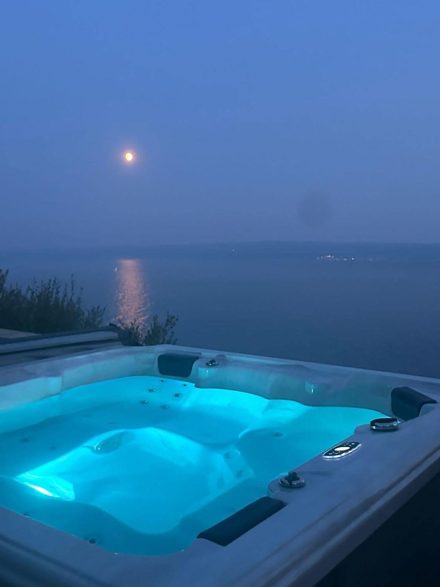 Super Horizont -Free Parking And Jaccuzzi Hotel Stobreč Eksteriør billede